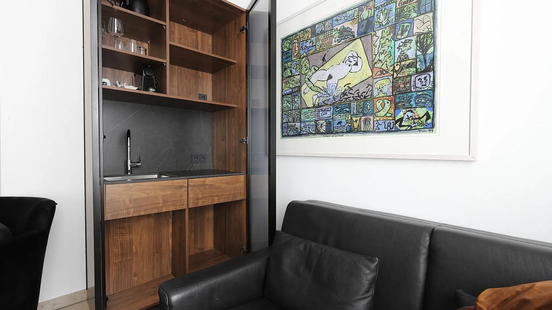 Devin Art Hotel Дюссельдорф
