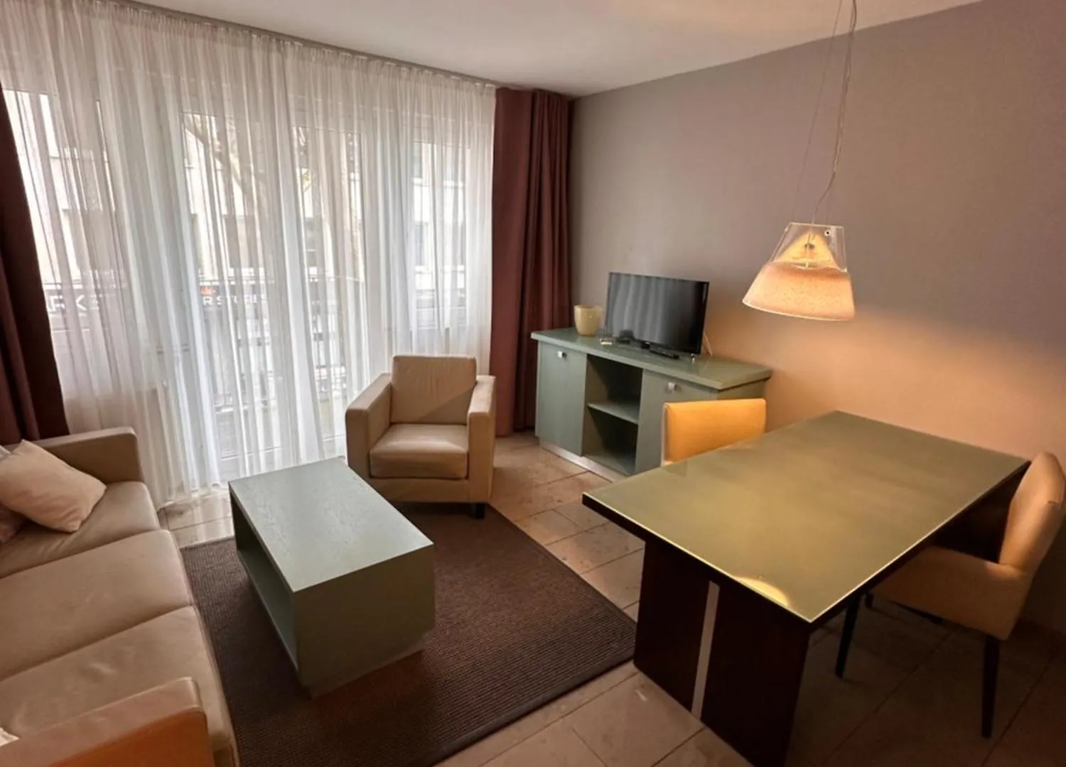 Devin Art Hotel Дюссельдорф