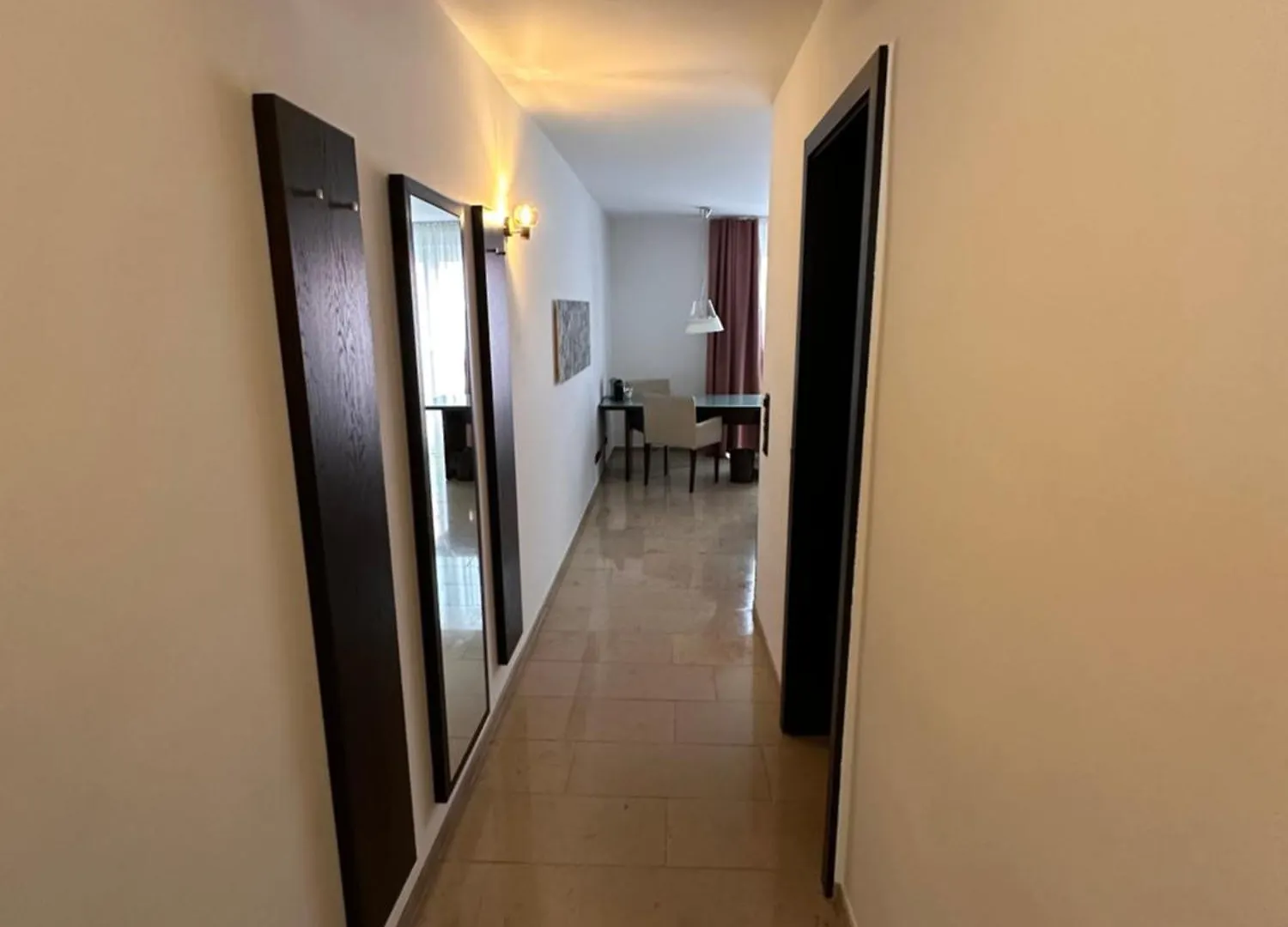 Devin Art Hotel Дюссельдорф 4*,  Германия
